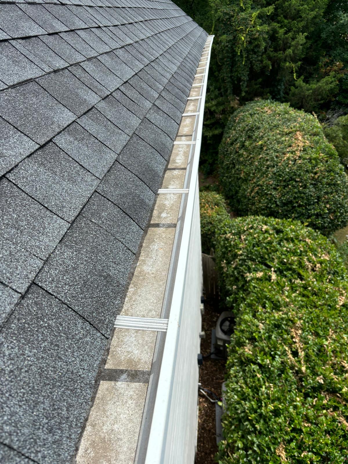 gutters cleaning, best gutters cleaning in Durham